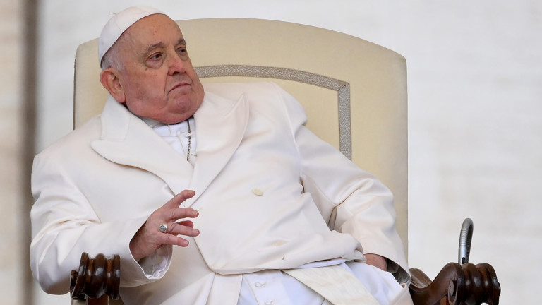 Ватиканът издаде нови насоки в петък, препоръчвайки предпазлив подход към