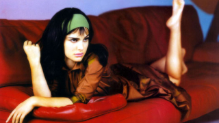 Видео на Натали Портман обиди индусите