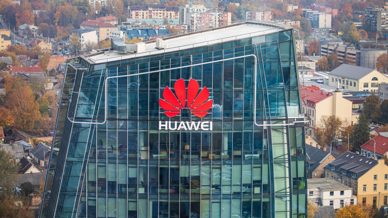 Huawei очаква спад с над 60% на производството си на смартфони през 2021-а