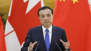 Китайският премиер Ли Къцян заяви че правителството трябва да насърчи