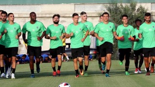 Бившият нападател на столичния Левски Станислав Костов дебютира за Олимпиакос