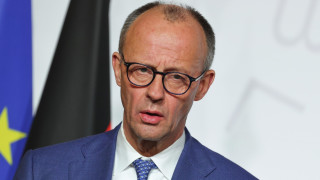 Германското правителство в сряда обвини вицепрезидента на САЩ Джей Ди