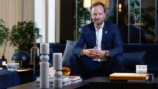 Шведската частна инвестиционна компания EQT привлече вниманието след сделка за