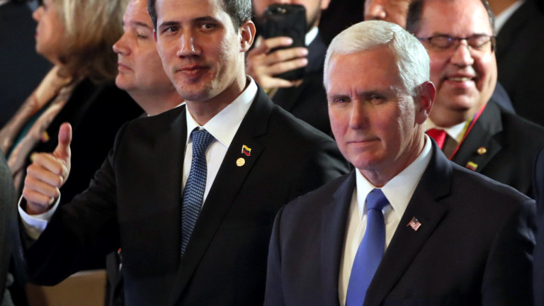 Американският вицепрезидент Майк Пенс прикани венецуелският пратеник Самюел Монкад да