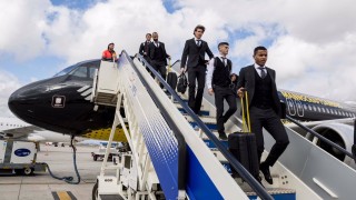 Самолетът на Борусия Дортмунд се размина с тежка катастрофа на