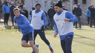 Група от 19 футболисти определи треньорът на Левски Георги Дерменджиев