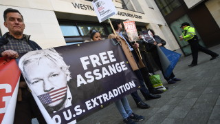 Министерството на правосъдието на САЩ повдигна обвинения срещу основателя на