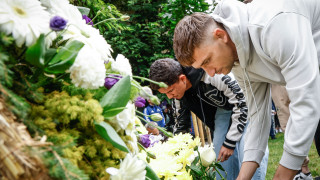 Левски отбеляза 111-ата годишнина без Сираков и Боримиров