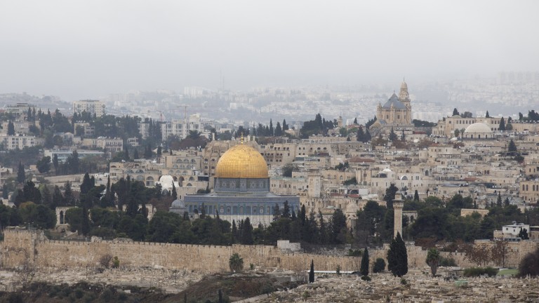 Израел очаква още държави да преместят посолствата си в Йерусалим 
