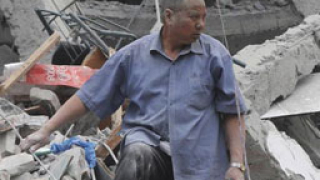 Евакуират нови 110 000 тибетци заради опасност от земетресения