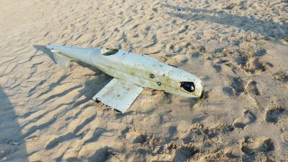 Морето изхвърли военен дрон на плаж в Созопол