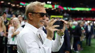 Кевин Костнър е роден през 1955 г в Калифорния и