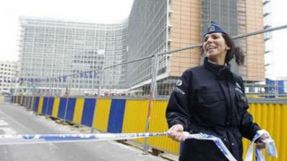 Причината за пожара в сградата на ЕК остава неизвестна