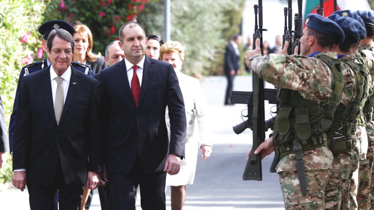 Държавният глава Румен Радев поздрави Никос Анастасиадис с преизбирането му