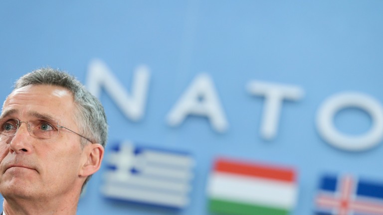 НАТО удължи мандата на Йенс Столтенберг до 2020 г.