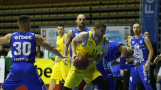 Баскетболният Левски разгроми със 108 65 тима на Спартак Плевен в