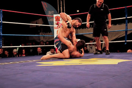 България триумфира на "TWINS MMA 9", победи за Близнака, Бенишев и Валентинов