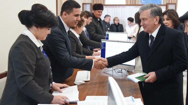 Либерално-демократическата партия на Узбекистан остава партията с най-много места в