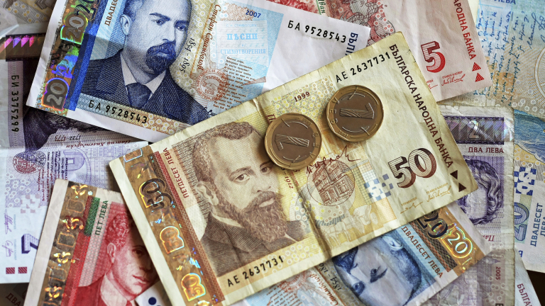 Финансовото богатство на българите расте най-бавно за последните 20 години