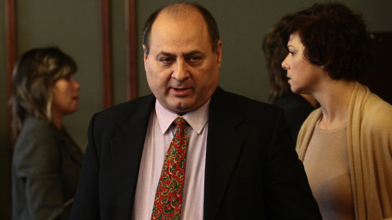 Костадинови не се познават с Миню Стайков и нямат луксозни автомобили