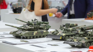 Украйна в понеделник призова Германия да деблокира продажбите на оръжия