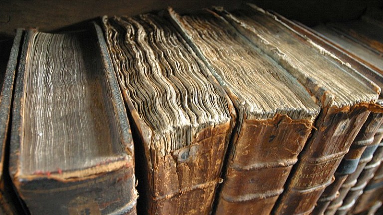 Древната книга, която се продава за над $3 милиона