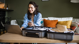 Лятото вече е късно своя край но това далеч не