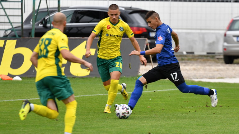 Добруджа пречупи Струмска слава