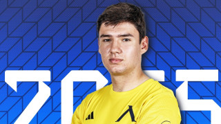 Левски удължи до лятото на 2026 година договора на вратаря