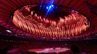 Олимпиадата в Рио завърши с пъстър спектакъл и супер изненада