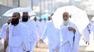 Високите температури в Саудитска Арабия застрашават поклонниците по време на Хаджа