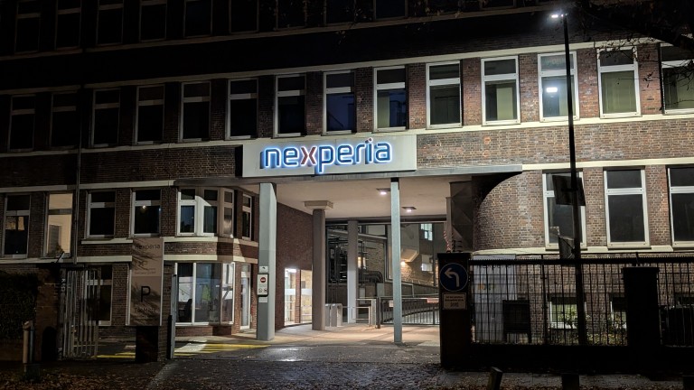 Нидерландия връща Nexperia под китайски контрол