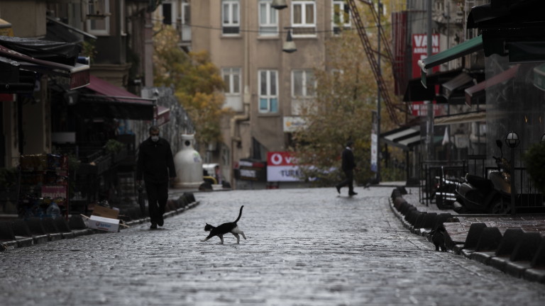 Турция отново счупи рекорда за починали от COVID-19 за 24 часа