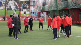 Царско село започна зимната си подготовка за пролетния дял на