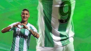 ПФК Берое преотстъпи нападателя Леандро Годой на елитния аржентински Дефенса