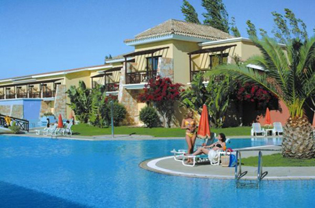 Гей напада левскарите в Кипър