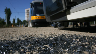 Запалиха се спирачките на трамвай №10 в София