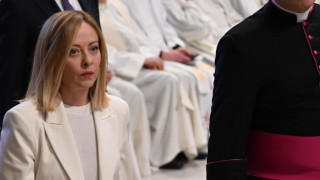 Италианското правителство обмисля да заобиколи новата цел на НАТО за