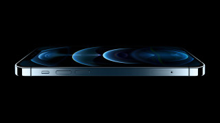 iPhone 12 предизвиква истински фурор в Китай. Каква е причината?
