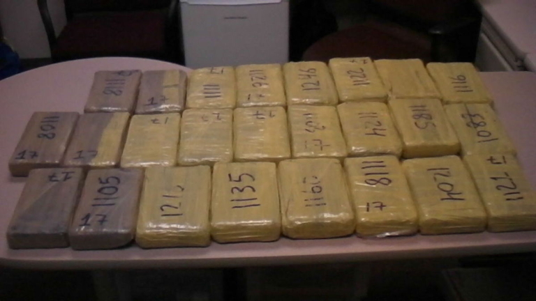 840 кг. кокаин задържаха в Тихия океан