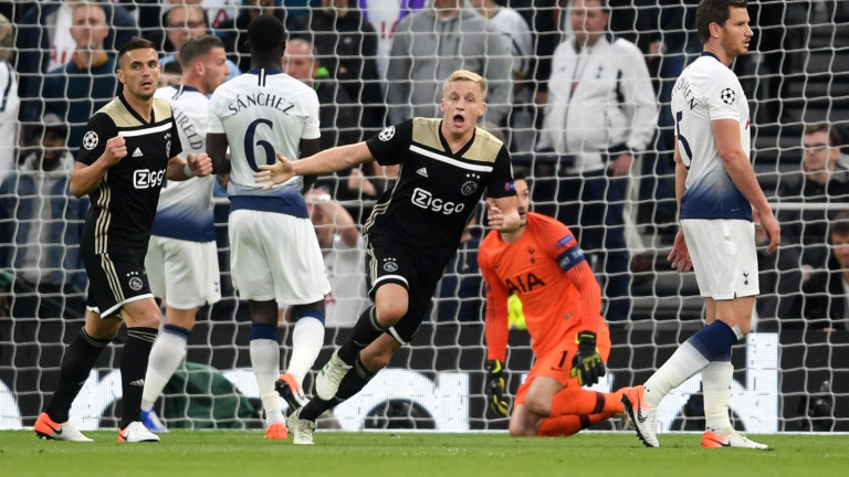 Аякс направи решителна крачка към финала в Шампионската лига. Холандският