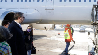 Сръбският президент Александър Вучич определя ваксинините от програмата Covax на