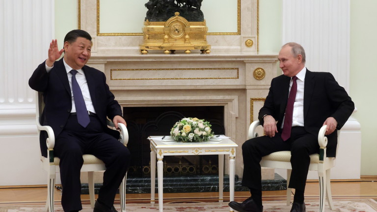 Близо 5 часа Си и Путин говориха неофициално в Кремъл