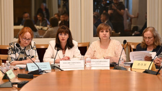 Комисията по бюджет и финанси към Народното събрание прие на