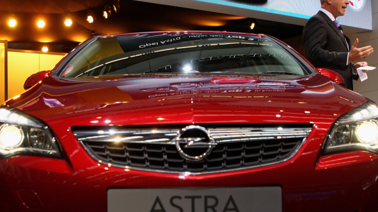 Opel Astra е Автомобил на 2016-а на Европа