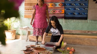 Честно казано не скърбим много по август морето и коктейлите