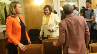 Лидерът на БСП Корнелия Нинова отчете на брифинг че ИТН