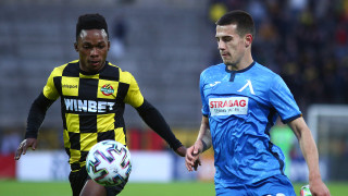 Халфът Емануел Току ще остане в Ботев Пловдив и през