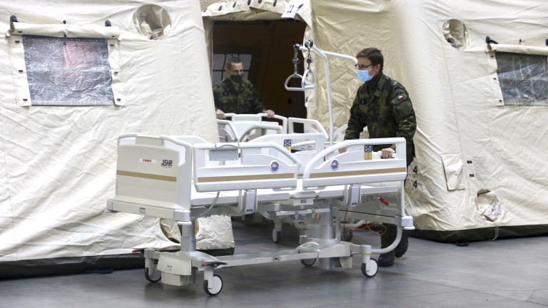 Чешкото правителство одобри план за до 300 военнослужещи от здравния