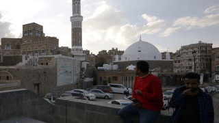 Бойни самолети от водената от Саудитска Арабия коалиция извършиха бомбардировки